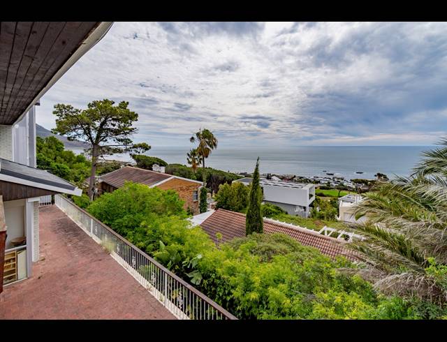 4 BEDROOM HOUSE SOLD IN CAMPS BAY